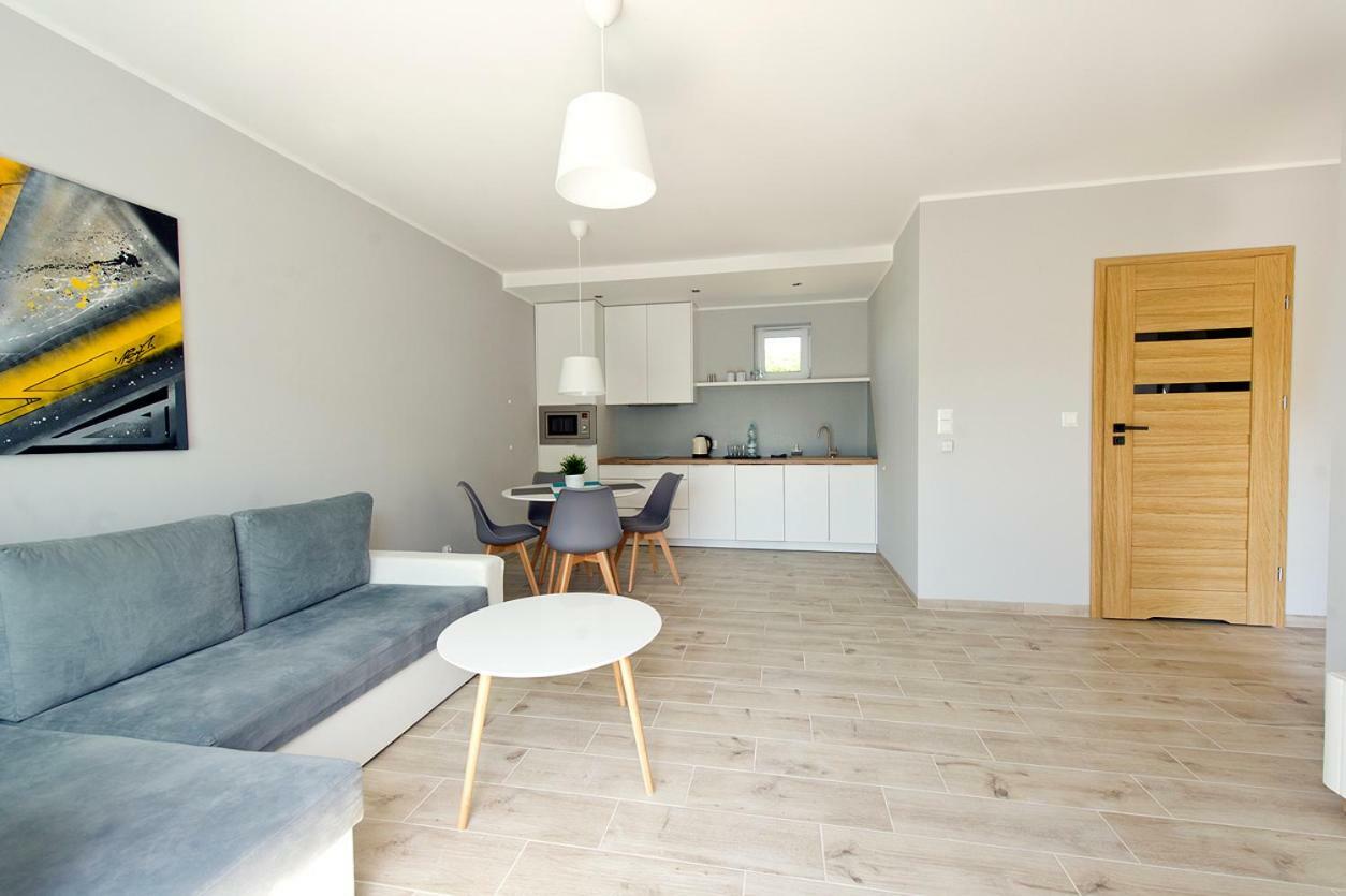 Monti Apartment Mosty Exterior photo